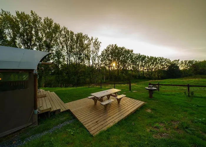 Le Relais D'artagnan - Relais Equestre Campismo de Luxo *